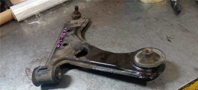 Foto 2ª: Brazo Suspension Delantero Derecho Opel Corsa 1.2 [Z 12 XEP]