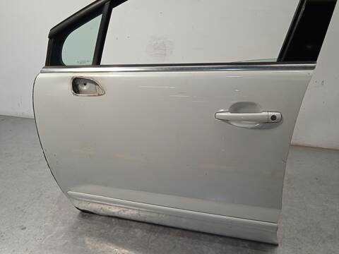 Foto 3ª: Puerta Delantera Izquierda Peugeot 5008 1.6 HDI FAP 112CV 82KW [9H05] (2011)