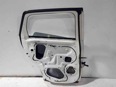 Foto 2ª: Puerta Trasera Izquierda Mitsubishi ASX MOTION 4WD 116CV 85KW [4N13] (2014)