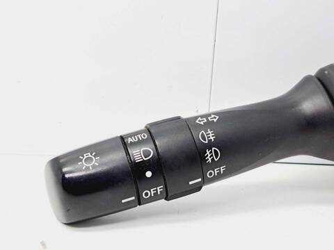 Foto 2ª: Mando Multifuncion Toyota Auris 1.6 16V CAT 124CV 91KW [1ZR] (2008)