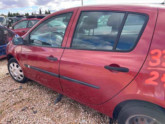 Foto 2ª: Puerta Trasera Izquierda Renault Clio 1.5 DCI 68cv [K9KM7] (2006)