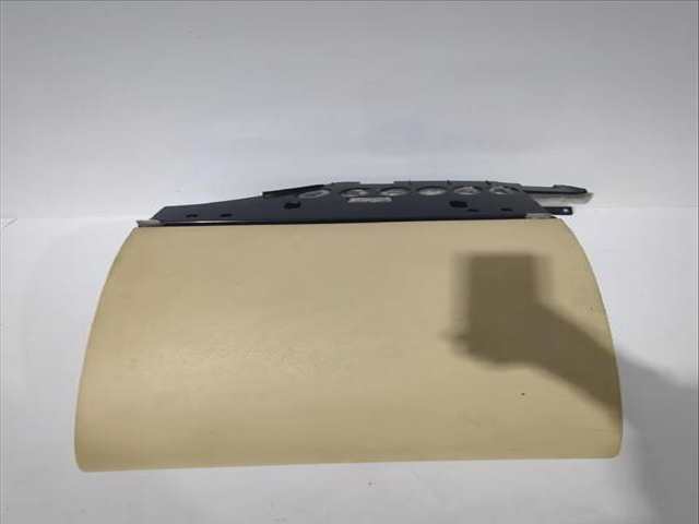 Foto 2ª: Guantera Volkswagen Phaeton 3.0 V6 TDI 4MOTION 240CV [CARB CEXA] (2002)