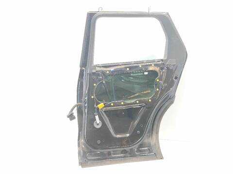 Foto 3ª: Puerta Trasera Derecha Land Rover Discovery 2.2 D 4X4 150CV [224DT(DW12BTED4)] (2014)