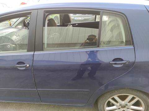 Puerta Trasera Izquierda Volkswagen Golf BMM