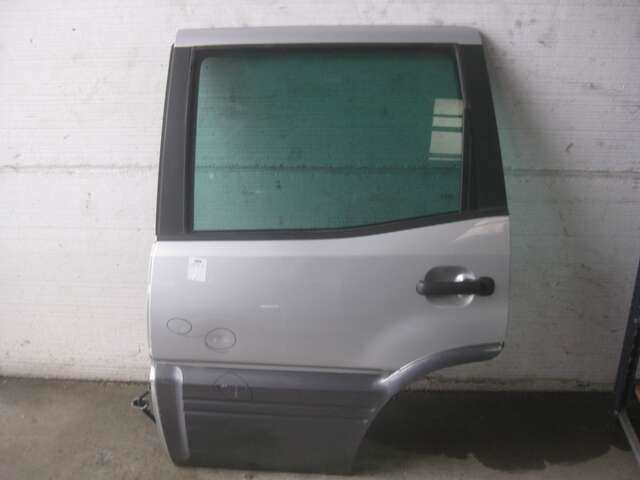 Puerta Trasera Izquierda Nissan Terrano 3.0 TDI