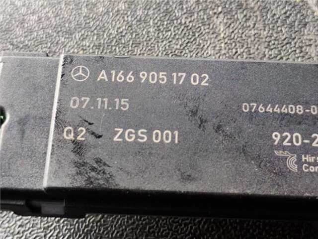 Foto 2ª: Antena Mercedes Clase C 160 2.1 C 220 D (205.304) [2.1 LTR. - 125 KW CDI CAT] [651.921]