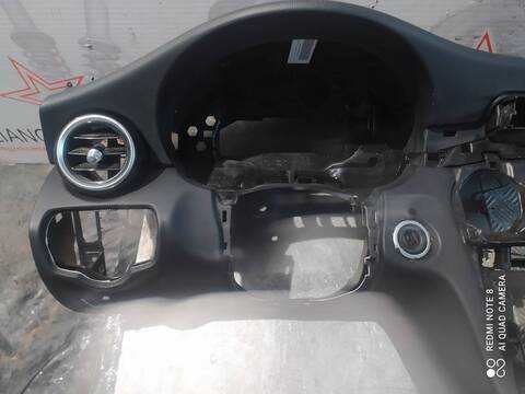 Foto 3ª: Salpicadero Mercedes Clase C 160 C 220 T CDI BLUETEC 205.204) 170CV 125KW FAMILIAR [651921] (2014)