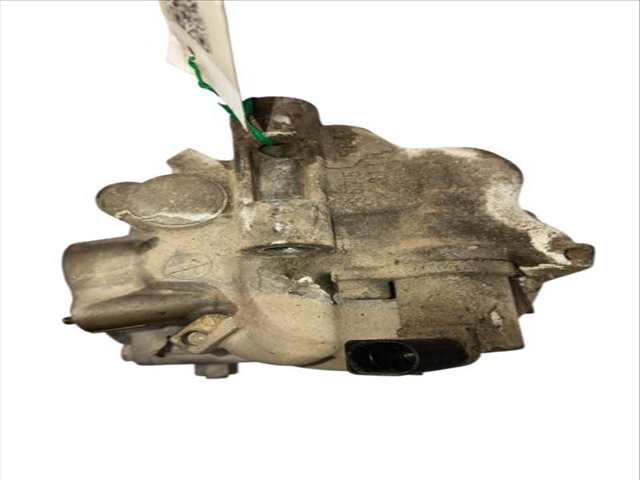 Foto 2ª: Compresor Aire Acondicionado Volkswagen Golf 2.0 TDI 16V (2003)