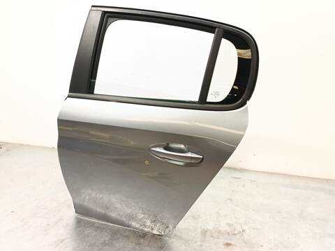 Foto 2ª: Puerta Trasera Izquierda Peugeot 208 1.2 PURETECH 100 101CV 74KW [HNE] (2024)