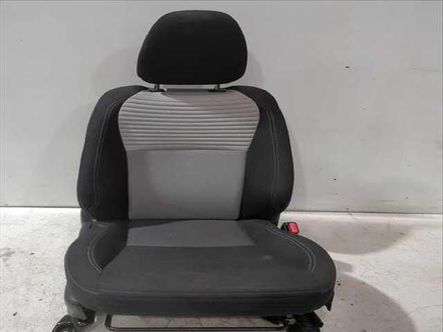 Foto 2ª: Asiento Delantero Derecho Toyota Yaris ACTIVE 112CV [2NRFKE] (2017)