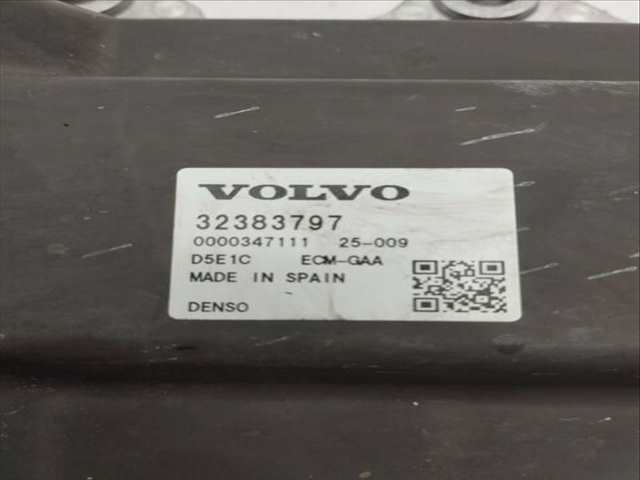 Foto 3ª: Centralita Motor ECU Volvo XC 60 CORE AWD 250CV 184KW [B420T11] (2025)