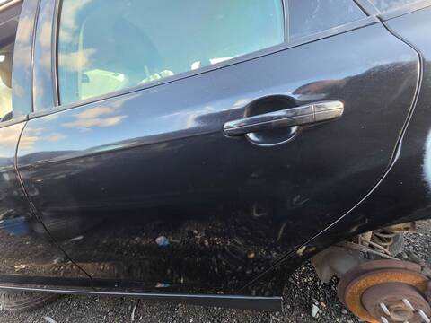 Puerta Trasera Izquierda Ford Focus IQDB BERLINA