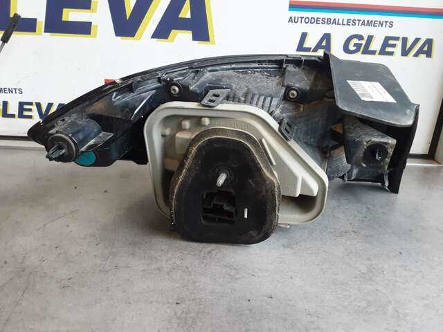 Foto 2ª: Piloto Trasero Derecho Peugeot 208 1.2 PURETECH 130CV [HN05] (2020)