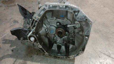 Caja Cambios Renault Clio AUTHENTIQUE 86CV 63KW