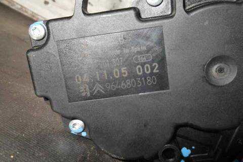 Foto 3ª: Motor Limpia Trasero Citroen C4 PREMIER BERLINA 90CV 66KW [D-9HX] (2005)