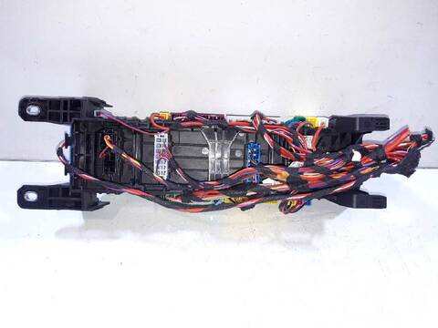 Foto 3ª: Caja Reles Fusibles Mercedes Vito 2.1 CDI CAT 136CV 100KW (2014)