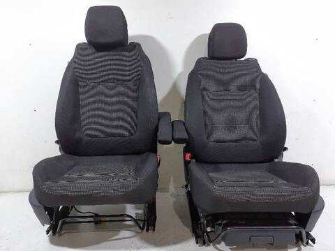 Asientos Traseros Peugeot 5008 PREMIUM 156CV 115KW
