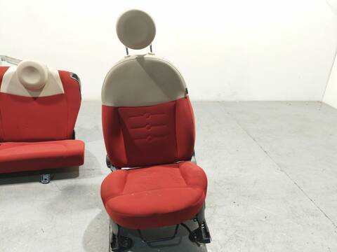 Foto 3ª: Asientos Traseros Fiat 500 1.2 312AXA1A) 69CV 51KW [169 A4.000] (2010)