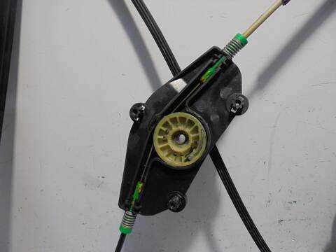 Foto 4ª: Elevalunas Eléctrico Delantero Derecho Audi A4 BASICO AVANT 143CV 105KW [CAG] (2008)
