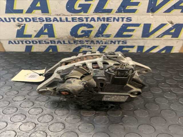 Foto 2ª: Alternador Hyundai i30 I30 TECNO S 1396 CC 1.4 LTR) 100CV/73KW [G4FA] (2012)