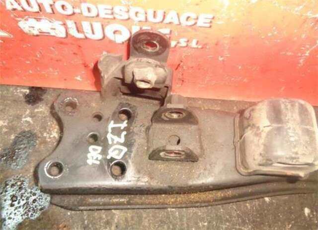 Foto 2ª: Brazo Suspension Delantero Izquierdo Toyota Hiace 2.4 FURGÓN SWB [2.4 LTR. - 66 KW TURBODIESEL]