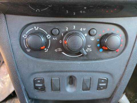 Mando Climatizador Dacia Sandero STEPWAY AMBIANCE 90CV 66KW