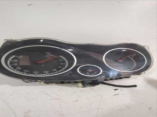 Foto 2ª: Cuadro de Instrumentos Opel Corsa 1.3 CDTI L08 L68) 75CV [A 13 DTC Z 13 DTJ] (2006)