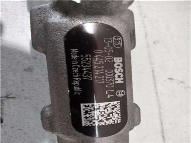 Foto 2ª: Rampa Inyectora Fiat 500 1.3 BASIC [1.3 LTR. - 62 KW 16V JTD CAT] [199B4000]