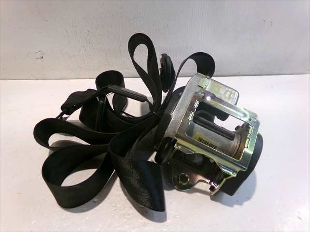 Cinturón Delantero Izquierdo Audi A4 1.9 TDI RANCHERA, 2000-2004