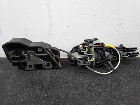 Foto 2ª: Cerradura Puerta Delantera Derecha Bmw Serie 5 518 306D1 AUT. (2004)