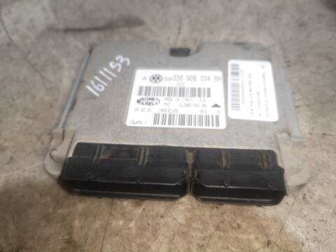 Centralita Motor ECU Volkswagen Golf AUS BERLINA