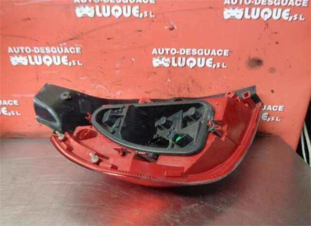Foto 3ª: Piloto Trasero Derecho Renault Clio 1.2 16V [D4F 740]