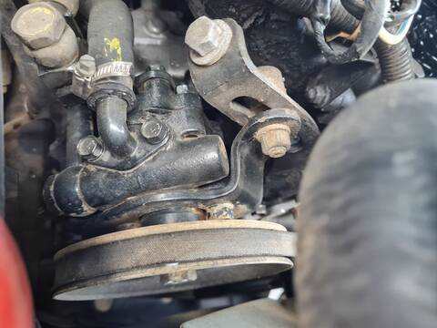 Bomba de Direccion Nissan Terrano 2.7 TDI 4WD 125CV 92KW