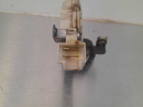 Foto 4ª: Cerradura Puerta Trasera Izquierda Nissan Almera 2.0 DIESEL 75CV 55KW [CD20] (1998)