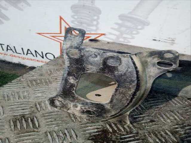 Foto 4ª: Refuerzo Paragolpes Delantero Volkswagen Caddy KOMBI 105CV 77KW [BJB] (2005)