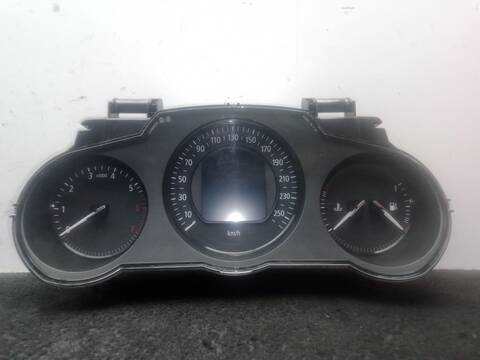 Cuadro de Instrumentos Renault Megane 1.2 TCE 130 B9MR) HATCHBACK 130CV 97KW IV HATCHBACK B9A/M/N_)