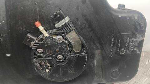 Foto 3ª: Deposito AdBlue Mercedes Vito 114 CDI - 114 BLUETEC 447.701 447.703 447.705) 136CV 100KW [651950] (2018)