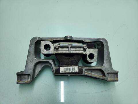Soporte Motor Mercedes Clase G 230 GLA 200 CDI 156.908) 136CV 100KW