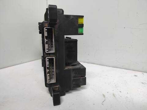 Foto 3ª: Caja Reles Fusibles Land Rover Discovery 306DT (2010)