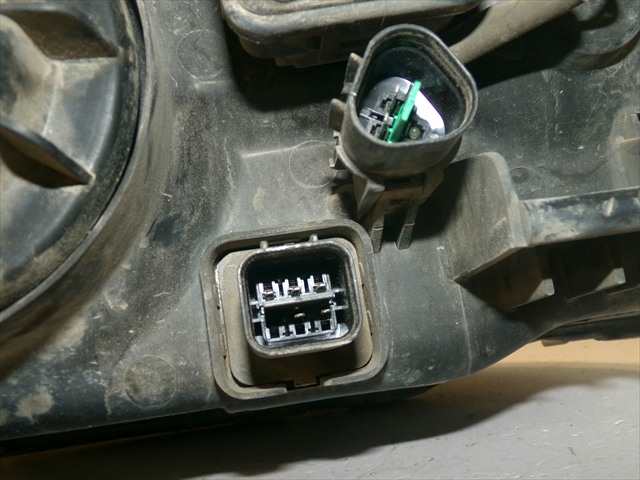 Foto 4ª: Faro Derecho Hyundai Santa Fe 2.0 CRDI 2001-2006 [D4EA] (2003)