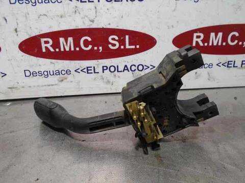 Foto 2ª: Mando Multifuncion Audi A4 1.9 TDI BERLINA 90CV 66KW [1Z] (1995)