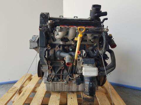 Foto 2ª: Motor Completo Volkswagen New Beetle 2.0 115CV 85KW [AEG] (2002)