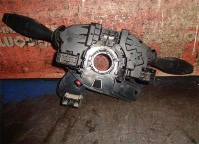 Foto 2ª: Mando Multifuncion Ford Tourneo 1.8 DI [BHPA]