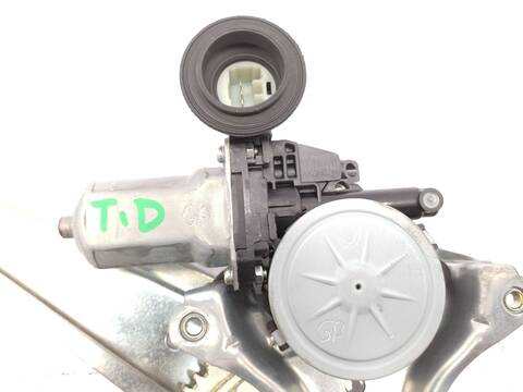 Foto 2ª: Elevalunas Manual Trasero Derecho Toyota Rav4 197CV [2AR] (2017)