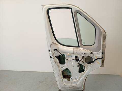 Foto 4ª: Puerta Delantera Izquierda Peugeot Boxer 2.2 HDI 120 120CV 88KW FURGONETA [4HU] (2010)