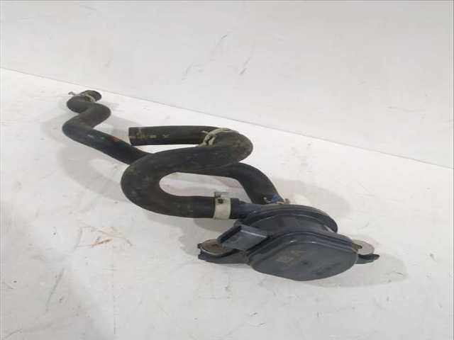 Bomba de Agua Toyota Corolla 1.8 HYBRID ZWE211) 122CV