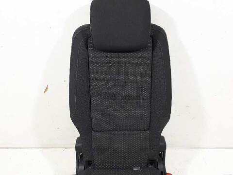 Foto 2ª: Asientos Traseros Volkswagen Touran ADVANCE BMT 150CV 110KW [DFEA] (2015)