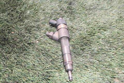 Foto 2ª: Inyectores Fiat Ducato F1AE0481C FURGON (2003)