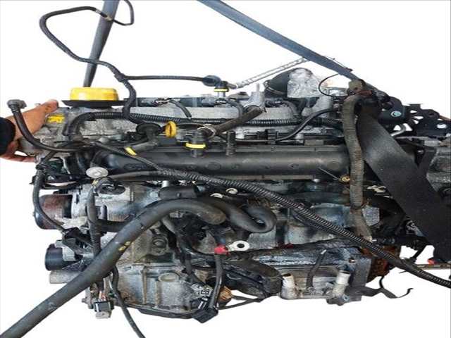 Foto 2ª: Motor Completo Renault Megane 1.2 TCE BZ2B BZ11) HATCHBACK III HATCHBACK BZ0/1_ B3_) (2008)