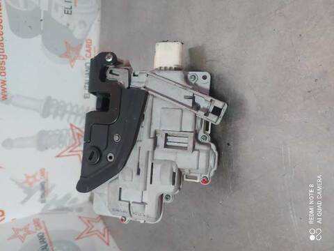 Foto 3ª: Cerradura Puerta Trasera Derecha Audi A4 2.0 TDI 16V 103KW) BERLINA 140CV [BLB] (2005)